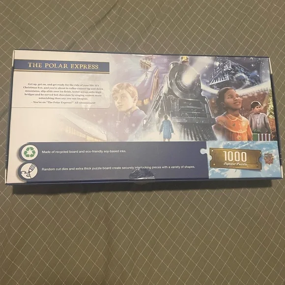 Warner Bros. The Polar Express Puzzle - Blue and Gold - Picture 6 of 9